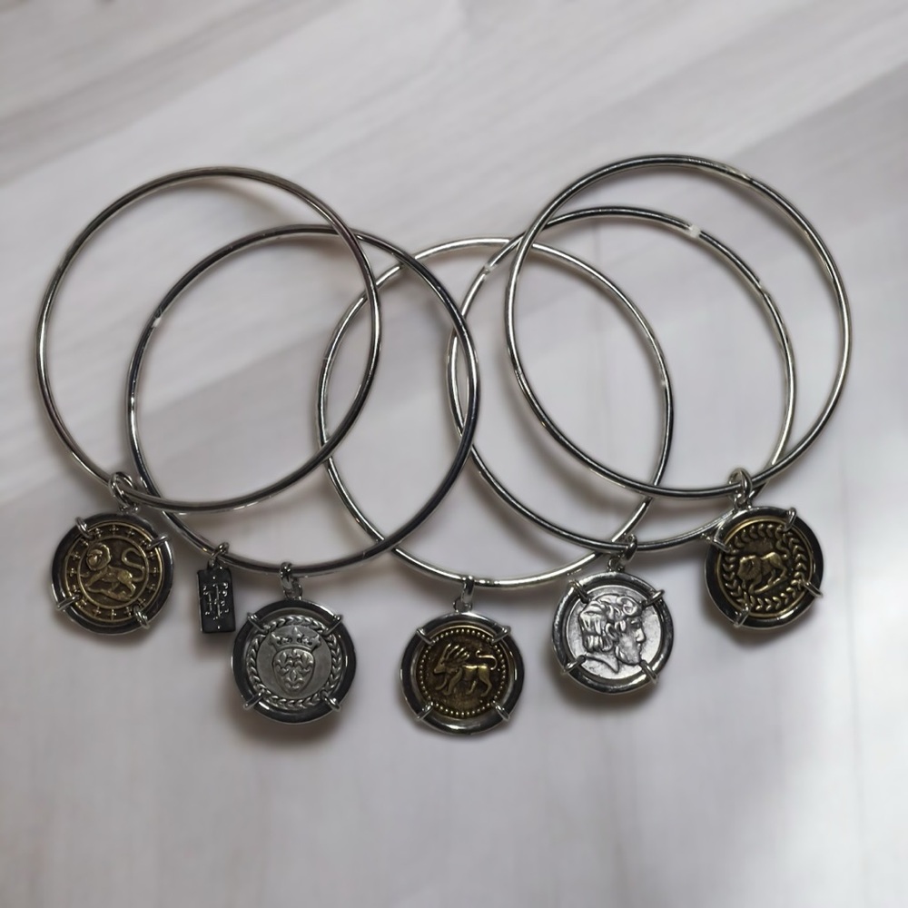 Vintage Elizabeth Taylor 6-Piece Roman Coin Necklace and Bracelet  Set - NIB - Picture 6 of 13